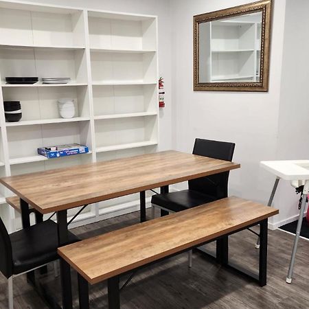 Oaktree Entire Holiday Home, Sleeps 8 To12 ロトルア エクステリア 写真