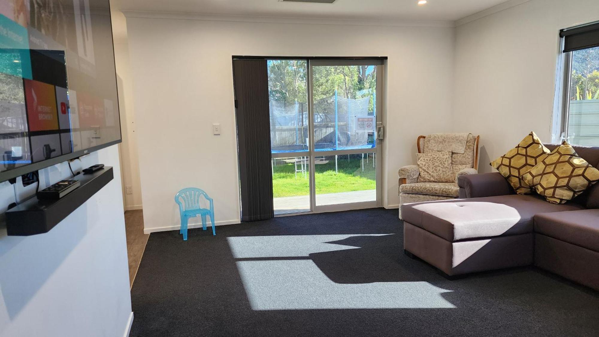 Oaktree Entire Holiday Home, Sleeps 8 To12 ロトルア エクステリア 写真