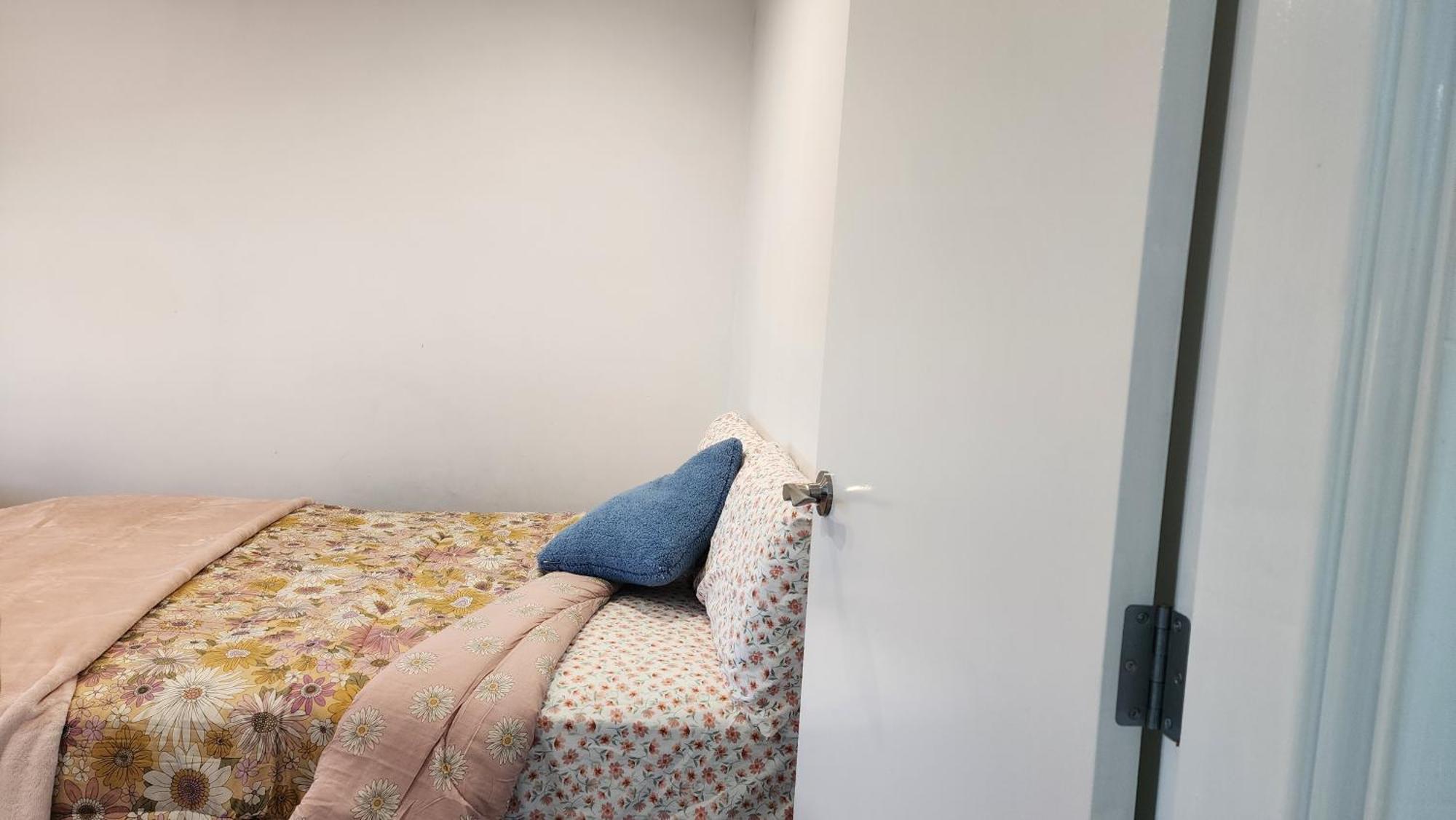 Oaktree Entire Holiday Home, Sleeps 8 To12 ロトルア エクステリア 写真